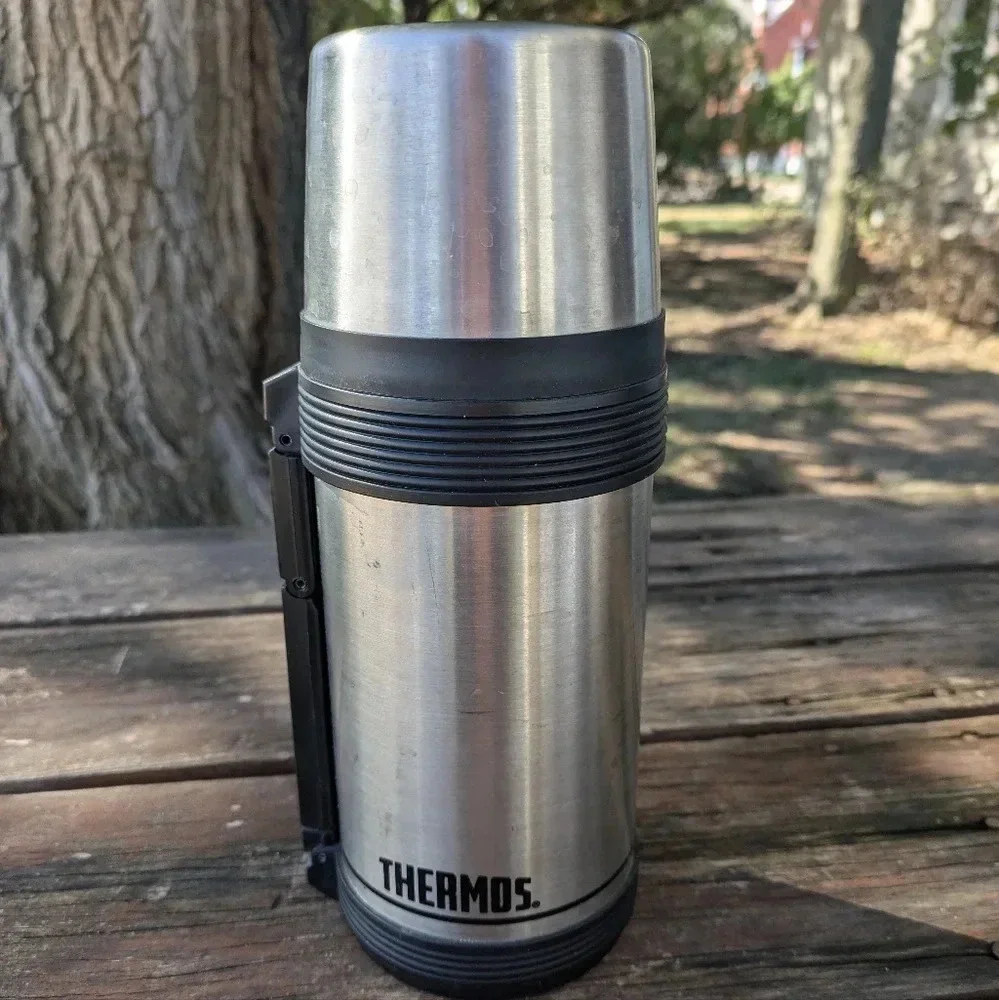 Thermos Brand Vacuum Thermos for‎ Hot and Cold Travel Camp Commute
